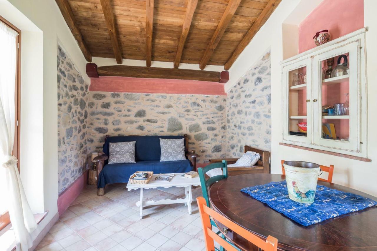 Agriturismo Di La Dall'Acqua فيفيزانو المظهر الخارجي الصورة